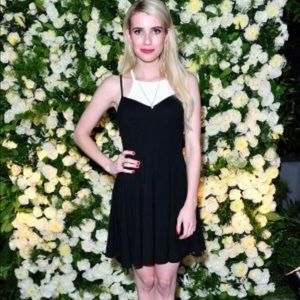 American eagle black dress aso Emma Roberts